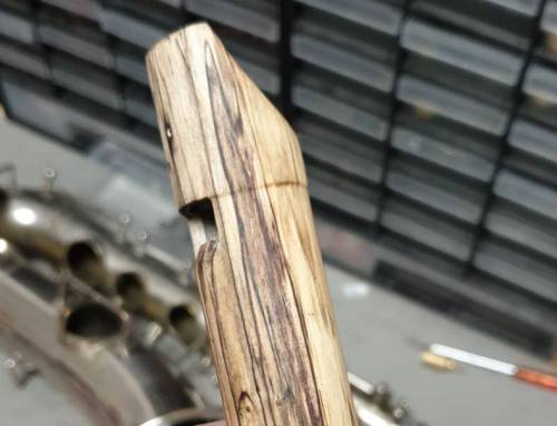 Eerste deel Zeeuwse houten whistle op de werkbank